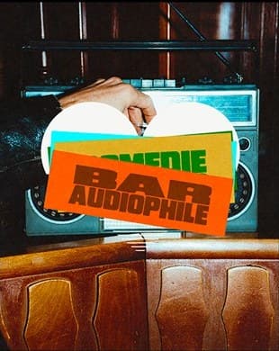 Poste radio et autocollant Bar audiophile